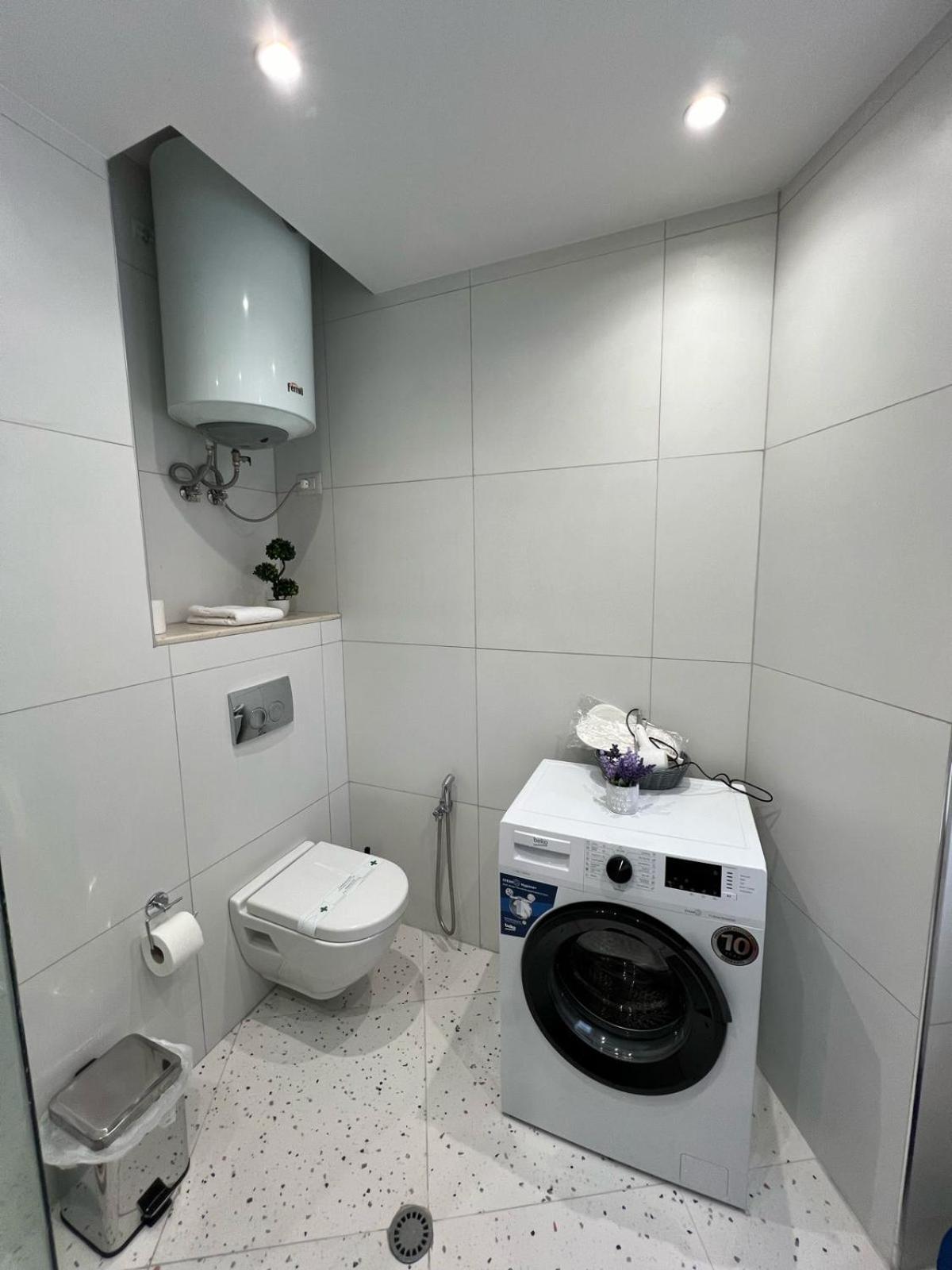 Metropolitan Charm: Cozy 1Br In 7Min To Skanderbeg Διαμέρισμα Τίρανα Εξωτερικό φωτογραφία